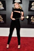 Майли Сайрус (Miley Cyrus) 60th Annual Grammy Awards, New York, 28.01.2018 (90xHQ) 55a8ff736626003