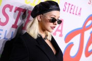 Кристина Агилера (Christina Aguilera) Stella McCartney's Autumn 2018 Collection Launch in Los Angeles, 16.01.2018 (77xHQ) 43a417729649933
