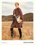 Emma Stone Source » Blog Archive » Louis Vuitton fashion show in