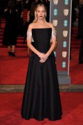 Дженнифер Лоуренс (Jennifer Lawrence) 71st EE British Academy Film Awards at Royal Albert Hall in London, 18.02.2018 - 80xHQ 00c313880696034