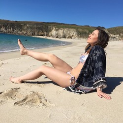 Unehappycurieuse (fitgirl) 76d2141215390744