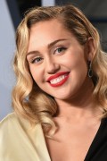 Майли Сайрус, Лиам Хемсворт (Miley Cyrus, Liam Hemsworth) Vanity Fair Oscar Party in Beverly Hills, 04.03.2018 (42xHQ) 543bd6781859263