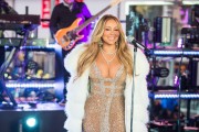 Мэрайя Кэри (Mariah Carey) Performs at the Dick Clark's New Year's Rockin' Eve with Ryan Seacrest (New York, December 31, 2017) 80d39d707531503