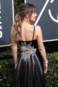 Дакота Джонсон (Dakota Johnson) 75th Annual Golden Globe Awards in Beverly Hills, 07.01.2018 (69xНQ) Fecdab741175913