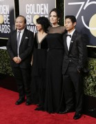 Анджелина Джоли (Angelina Jolie) 75th Annual Golden Globe Awards, California, 07.01.2018 (90xHQ) 2c758c729646653