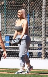 Kim Kardashian - Filming a KUWTK episode with a baseball game in Los Angeles on March 6, 2018 (MQ)