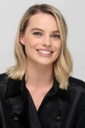 Марго Робби (Margot Robbie) ''I, Tonya'' Press Conference (November 20, 2017) C26258707610543