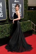 Дакота Джонсон (Dakota Johnson) 75th Annual Golden Globe Awards in Beverly Hills, 07.01.2018 (69xНQ) E9b2a4741173373
