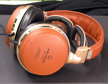 4d2802942331944.jpg