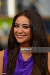 Shay Mitchell visits 'Extra' at The Grove on October 19, 2012 in Los Angeles, California