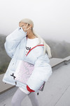 Ariana Grande - Walking in LA (11/03)