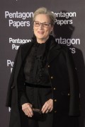Мэрил Стрип (Meryl Streep) 'The Post' premiere held at Cinema UGC Normandie in Paris, France, 13.01.2018 (33xHQ) 926e56736695523