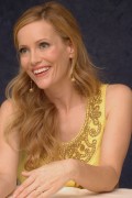 Лесли Манн (Leslie Mann) ''Knocked Up'' Press Conference (Los Angeles, May 19, 2007) 2c03df685608273