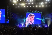 Тейлор Свифт (Taylor Swift) perfoms onstage during the Formula 1 USGP in Austin, Texas, 22.10.2016 (64xНQ) 66007b677483323