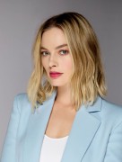 Марго Робби (Margot Robbie) Kirk McCoy portrait during the Los Angeles Times 'The Envelope' (December 2017) - 7xНQ 7ccf70740891043