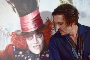 Джонни Депп (Johnny Depp) Alice Through The Looking Glass Photocall at Corinthia (London, May 8, 2016) (57xHQ) 62bdfa668967113