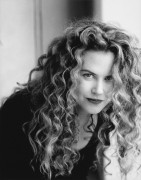 Николь Кидман (Nicole Kidman) US Magazine Photoshoot (1995) (1xHQ) Ae445f700894843