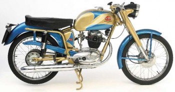 Restauration MONDIAL 125cc Champion Lusso. 5c0a09689005023