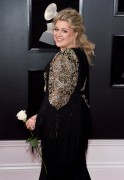 Келли Кларксон (Kelly Clarkson) 60th Annual Grammy Awards, New York, 28.01.2018 (68xHQ) 8a65fb741193953