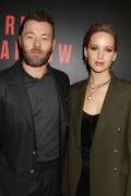 Дженнифер Лоуренс (Jennifer Lawrence) 'Red Sparrow' Screening at Newseum in Washington D.C., 15.02.2018 - 40xHQ 4149f6880670324