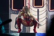 Дженнифер Лопез (Jennifer Lopez) TIDAL X Brooklyn benefit concert at the Barclays Center (New York, October 17, 2017) (85xHQ) 2698c6836557203