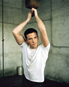 Бен Аффлек (Ben Affleck) George Holz Photoshoot 1998 (20xHQ) F5844f1082729124