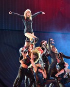 Тейлор Свифт (Taylor Swift) performs during the reputation Stadium Tour at Hard Rock Stadium in Miami, Florida, 18.08.2018 - 100xHQ 03f146956014514