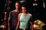 Лара Крофт: Расхитительница гробниц  / Lara Croft: Tomb Raider (Анджелина Джоли, Джон Войт, Дэниэл Крэйг, 2001) 886b4a1062950384
