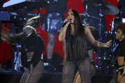 Деми Ловато (Demi Lovato) MTV European Music Awards in London, 12.11.2017 (11xHQ) D37092656407313