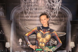 Peyton Kennedy - Halloween party photobooth in Studio City - October 2018