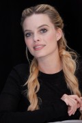 Марго Робби (Margot Robbie) 'Suicide Squad' Press Conference (Moynihan Station in New York City, 30.07.2016) 6d5864715216863