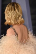 Эмма Робертс (Emma Roberts) Vanity Fair Oscar Party hosted by Radhika Jones at Wallis Annenberg Center for the Performing Arts in Beverly Hills, 04.03.2018 (52xHQ) 790d81781846293
