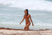 http://thumbs2.imagebam.com/e0/4b/4b/ba2669908644214.gif