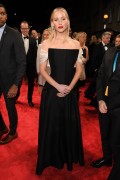 Дженнифер Лоуренс (Jennifer Lawrence) 71st EE British Academy Film Awards at Royal Albert Hall in London, 18.02.2018 - 80xHQ 0fa43a880694824