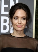 Анджелина Джоли (Angelina Jolie) 75th Annual Golden Globe Awards, California, 07.01.2018 (90xHQ) E2b70f729645013