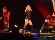 Тейлор Свифт (Taylor Swift) performs during the reputation Stadium Tour at Hard Rock Stadium in Miami, Florida, 18.08.2018 - 100xHQ 0fc39c956014854