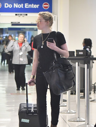Amber Heard - At LAX Airport in Los Angeles 01/06/2019