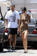 http://thumbs2.imagebam.com/ed/d6/8b/db317e1212042784.gif
