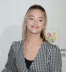 Lizzy Greene - The Elizabeth Glaser Pediatric AIDS Foundation's 28th annual 'A Time For Heroes' family festival in Culver City, CA, 2017-10-29