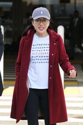 Constance Wu - At LAX Airport in Los Angeles 01/09/2019