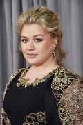 Келли Кларксон (Kelly Clarkson) 60th Annual Grammy Awards, New York, 28.01.2018 (68xHQ) 025ae2741193843