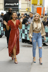 Maddie & Tae - Outside of AOL Build Series Studios in NYC, 2018-10-22