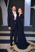 Эми Адамс (Amy Adams) The 2018 Vanity Fair Oscar Party in Beverly Hills, 04.03.2018 (90xHQ) 3b99de836538643