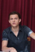 Том Холланд (Tom Holland) Spider-Man Homecoming press conference (Beverly Hills, April 23, 2017) Ca07f1677593473