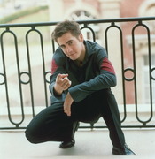 Джейк Джилленхол (Jake Gyllenhaal) Eric Robert Photoshoot 1999 (16xHQ) D9b9031081107604