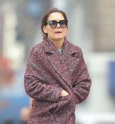 Katie Holmes - out in New York 01/08/2019