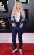 Кеша (Kesha) 60th Annual Grammy Awards, New York, 28.01.2018 (5xHQ) 12a418741147053