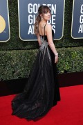 Дакота Джонсон (Dakota Johnson) 75th Annual Golden Globe Awards in Beverly Hills, 07.01.2018 (69xНQ) 23f20b741175883
