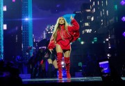 Дженнифер Лопез (Jennifer Lopez) TIDAL X Brooklyn benefit concert at the Barclays Center (New York, October 17, 2017) (85xHQ) Bc2a8c836559923