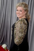 Келли Кларксон (Kelly Clarkson) 60th Annual Grammy Awards, New York, 28.01.2018 (68xHQ) A593d5741194453